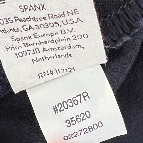 SPANX On The Go Kick Flare Pants Women's Size L Black Crop Black Pull On #20367R - Picture 13 of 13